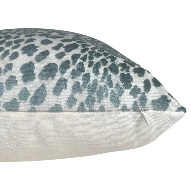 Spotted Velvet Pillow Cover in Marine Blue, 20x20 Pillow For Sale - Image 4 of 4