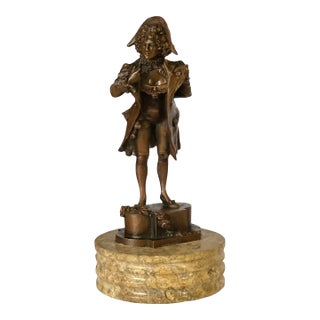 19th Century French Napoleonic Era Dressed Bronze Figurine For Sale