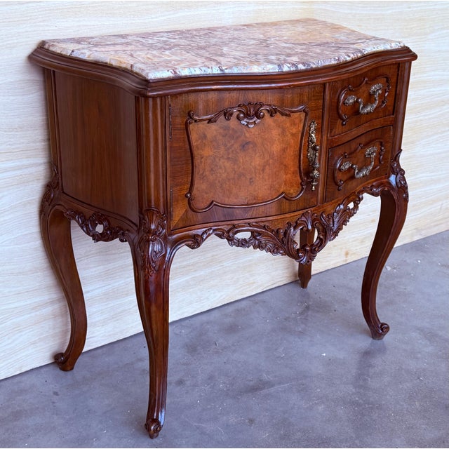 Mid-Century Modern Carved French Nightstands with doors and Marble Top, 1930s, Set of 2 For Sale - Image 3 of 18