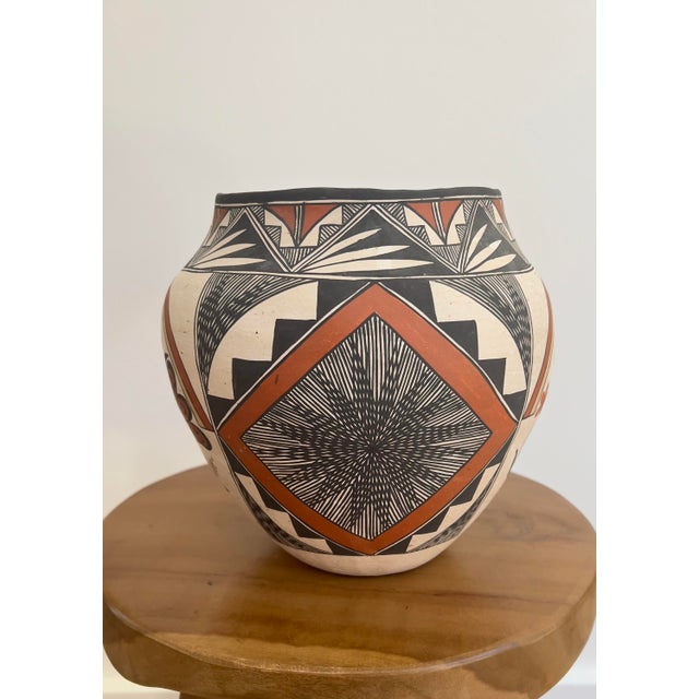 Large Contemporary Acoma Pot by Lydia H. Ray For Sale - Image 4 of 8