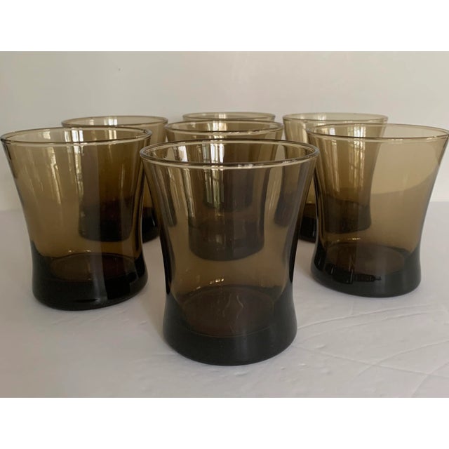 Anchor Hocking Linden Moka Anchor Hocking Smoke Brown Glasses - Set of 7 For Sale - Image 4 of 9