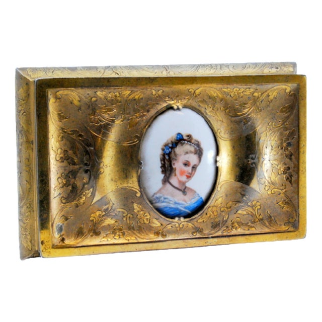 Gold-Plated Silver Jewelry Box with Engraved Plant Motifs and Enameled Lady Portrait For Sale