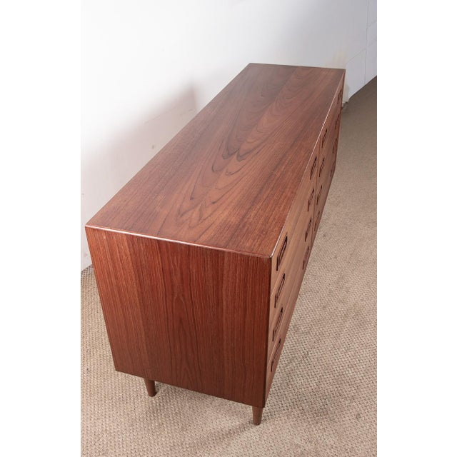 Large Danish Double Chest of 8 Drawers in Teak from Dyrlund, 1960s For Sale - Image 13 of 18