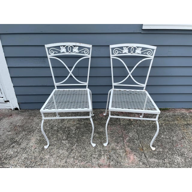 A Pair of Vintage Wrought Iron Salterini Mt Vernon Maple Leaf Dining Chairs, Attributed For Sale - Image 11 of 11