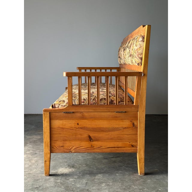 Pine Bench Fold-Out Daybed With Hidden Storage, Central Europe, 19th Century For Sale - Image 17 of 18