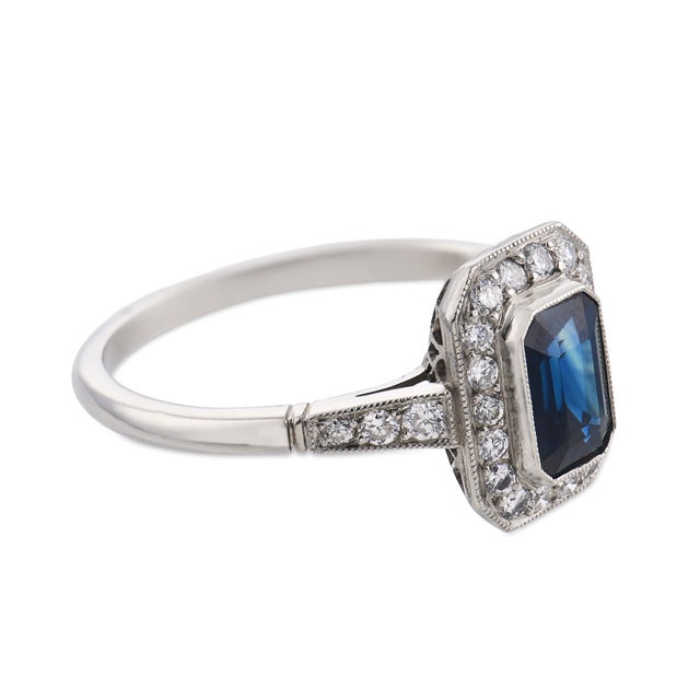 Vintage Sapphire Diamond Platinum Ring, Size 7 For Sale - Image 4 of 6