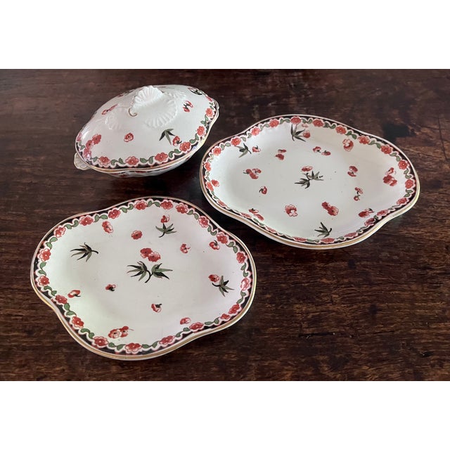 Late 1800s English Imari Style Miniature Sauce Tureen With Tiered Double Underplates For Sale In Dallas - Image 6 of 18