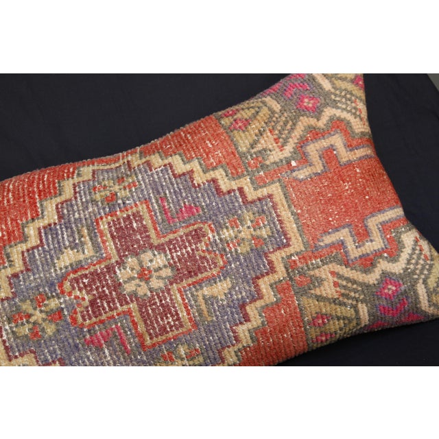 Mid 20th Century Vintage Anatolian Oushak Pillow – Tribal Handwoven Rug Cushion Cover -19'' X 35'' For Sale - Image 5 of 12
