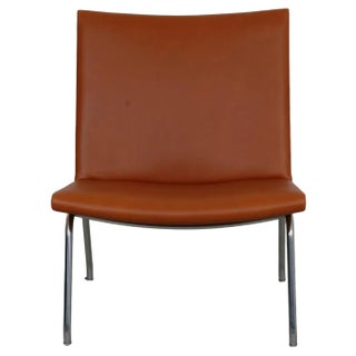 AP-40 Lounge Chair in Walnut and Aniline Leather by Hans Wegner, 1990s For Sale