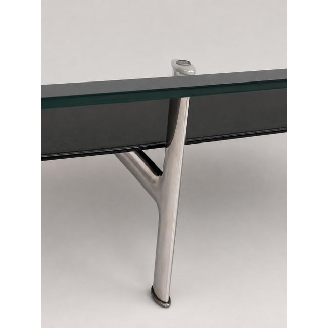 Metal 1980s Antonio Citterio for B&b Italia Leather, Aluminum & Glass Coffee Table For Sale - Image 7 of 18