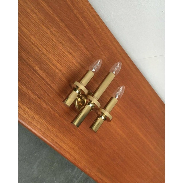 Vintage Hollywood Regency Style Wall Lamp in Brass, 1970s For Sale - Image 5 of 18