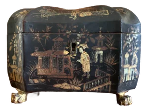 Chinese Export Black and Gilt Japanned Lacquer Melon Form Box