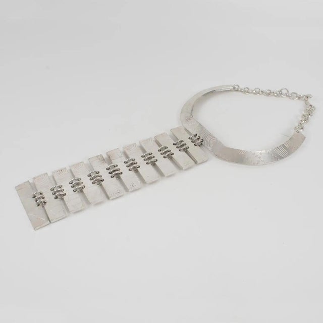 Biche de Bere Paris Graffiti Silvered Link Necklace in Limited Edition For Sale In Atlanta - Image 6 of 11
