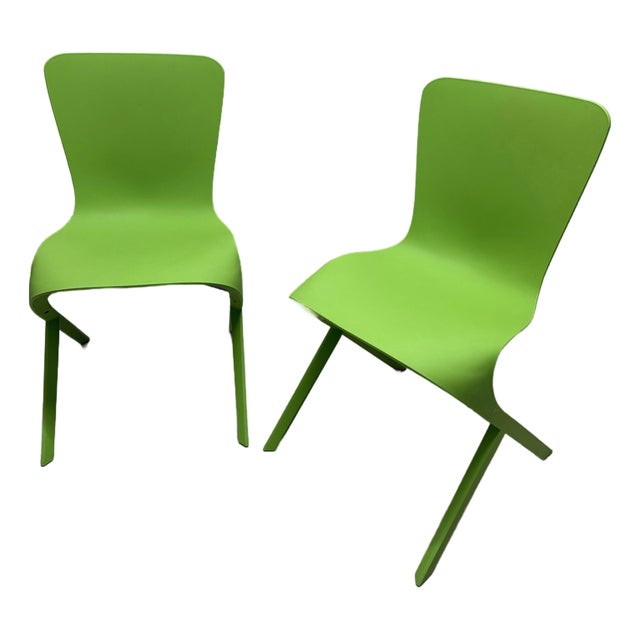 Pair of Green Washington Skin Knoll Chairs For Sale