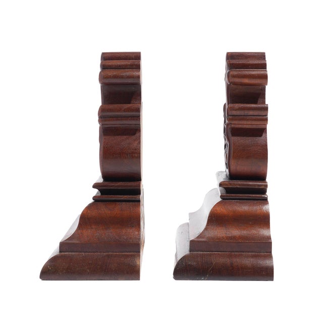 American Pair of American Neoclassic Mahogany Wall Brackets, C. 1830 For Sale - Image 3 of 7