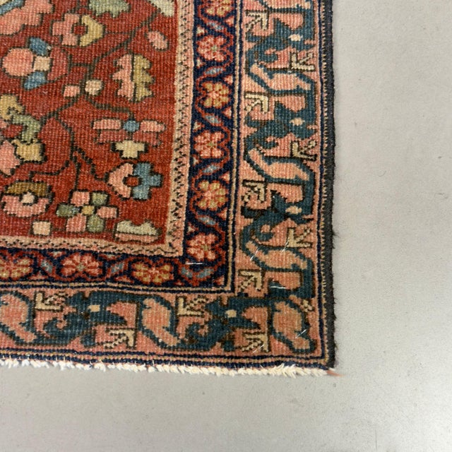 Sarouk Floral Medallion Rug by Ignoto for Ignoto For Sale - Image 4 of 11