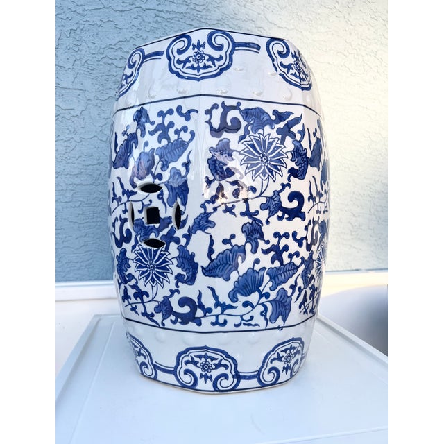 Late 20th Century Vintage Blue & White Octagonal Chinese Garden Stool For Sale - Image 5 of 6