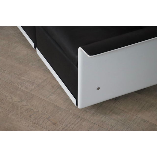 Black Model 620 Two Seater Sofa in Black Leather by Dieter Rams for Vitsoe, 1979 For Sale - Image 8 of 11