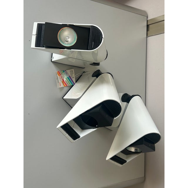 Lucifaro Spotlight in Black and White Technopolymers by Giugiaro for Luci, 1980s For Sale - Image 6 of 10