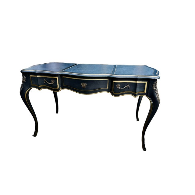 French Provincial Vintage Drexel Heritage Et Cetera Louis XV French Provincial Black Lacquer Writing Desk With Tooled Leather Top | Bureau Plat Executive Desk For Sale - Image 3 of 17