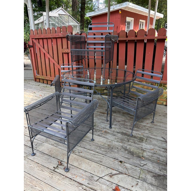 1960s Woodard Sculptura Pool Side Dining Table Plus 4 Chairs, Attributed For Sale - Image 11 of 11