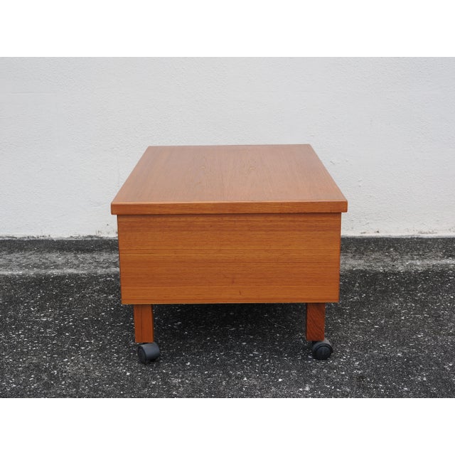 Brdr. Furbo 1970s Teak Rolling Side Table With Shelf, Attributed Brdr. Furbo For Sale - Image 4 of 10