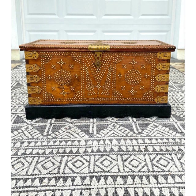 Antique 19th Century Zanzibar Chest in Teak Wood With Brass Overlay and Studs For Sale - Image 13 of 13