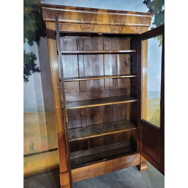 Louis Philippe Walnut Bookcase in Glass For Sale - Image 11 of 12