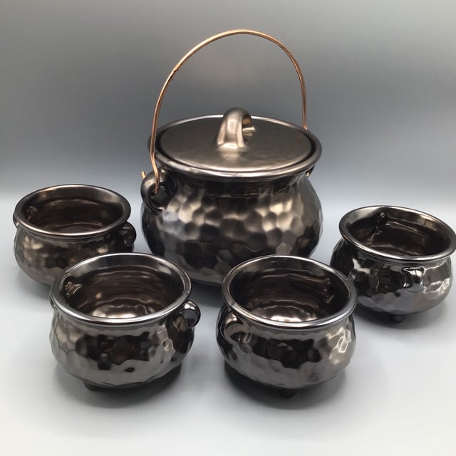 McCoy Hammered Bronze Lusterware Bean Pot With 4 Matching Bowls-Set of 5 For Sale - Image 13 of 13