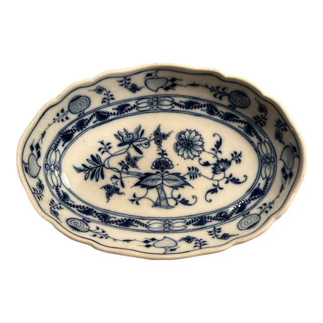 Antique Early 20th Century Meissen Teichert Blue Onion Bowl For Sale