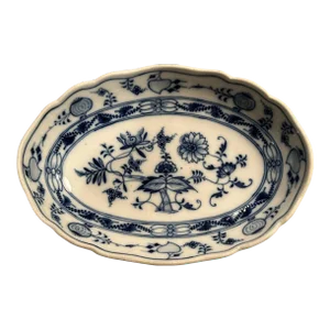 Antique Early 20th Century Meissen Teichert Blue Onion Bowl