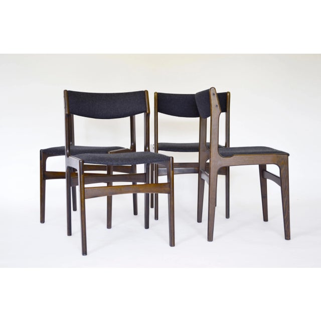 Mid-Century Modern Vintage Felt & Walnut Dining Chairs by Erik Buch for O.D. Møbler, Denmark, 1960s, Set of 4 For Sale - Image 3 of 11