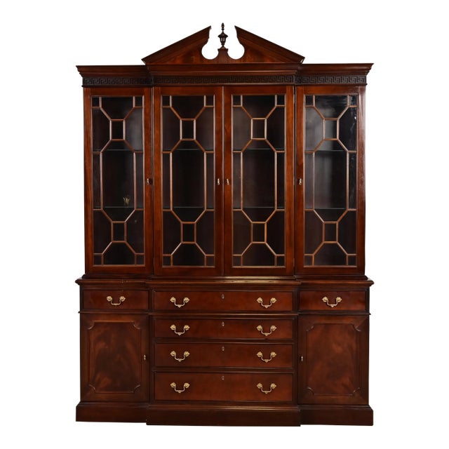 Late 20th Century Stickley Chippendale Carved Flame Mahogany Lighted Breakfront Bookcase Cabinet For Sale