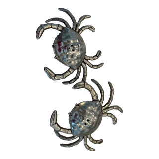 Silver Crab Salt and Pepper Shakers - Set of 2 For Sale