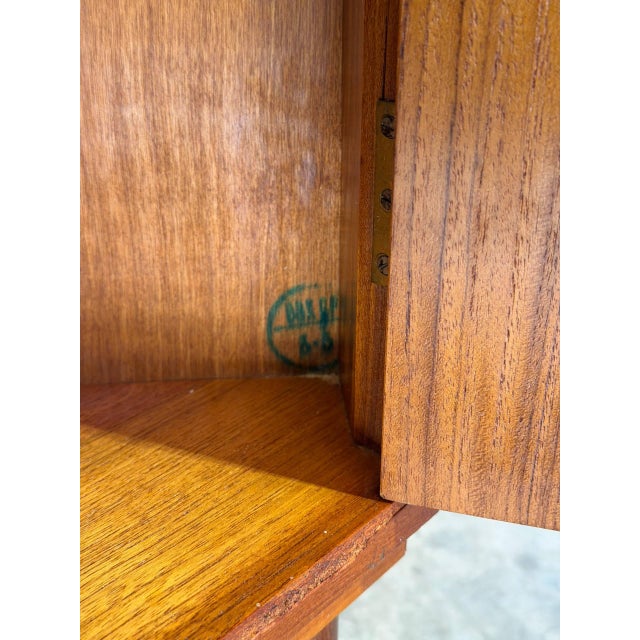 Teak and Rosewood Corner Display Cabinet With Glass Doors Danish Mid-Century Modern 1960s For Sale - Image 11 of 13