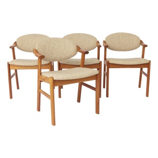 Danish Teak Dining Chairs with Beige Upholstery by Schou Andersen Møbelfabrik, 1970s, Set of 4 For Sale