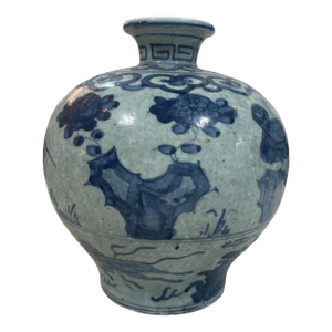 19th Century Chinese Blue & White Ming Style Porcelain Vase