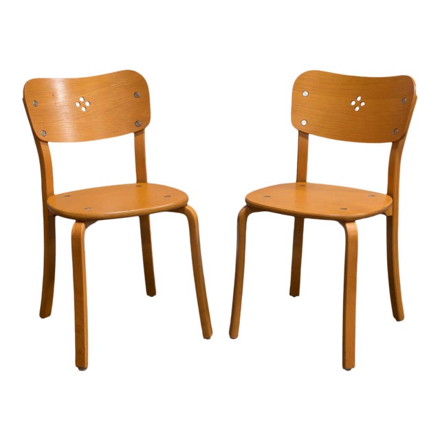 Pair of Swedish Elm Bentwood Chairs in the Style of Alvar Aalto For Sale
