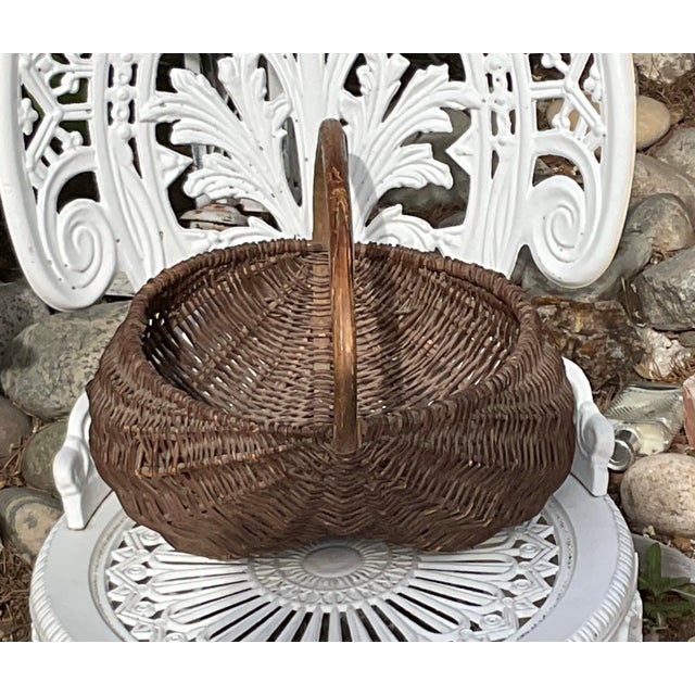 Early 19th Century Antique Woven Buttock Basket For Sale - Image 4 of 6