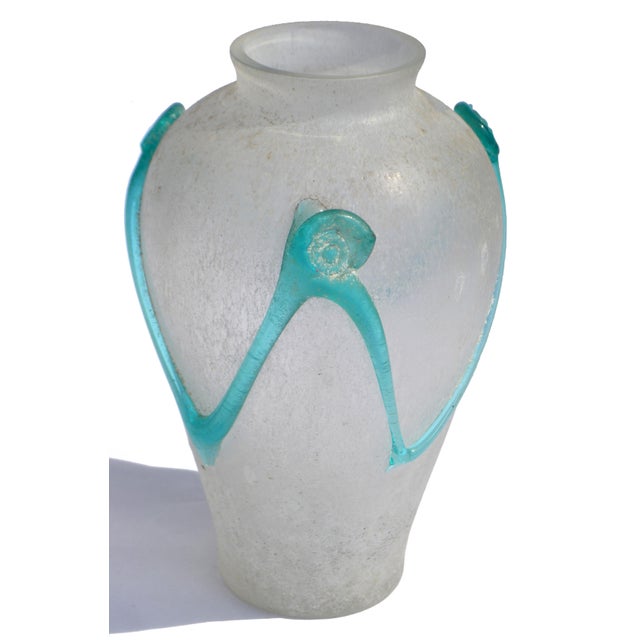 Mid-Century Modern Archimede Seguso Style Scavo Corroso Art Glass Vase Frosted & Aqua Murano Glass For Sale - Image 3 of 16