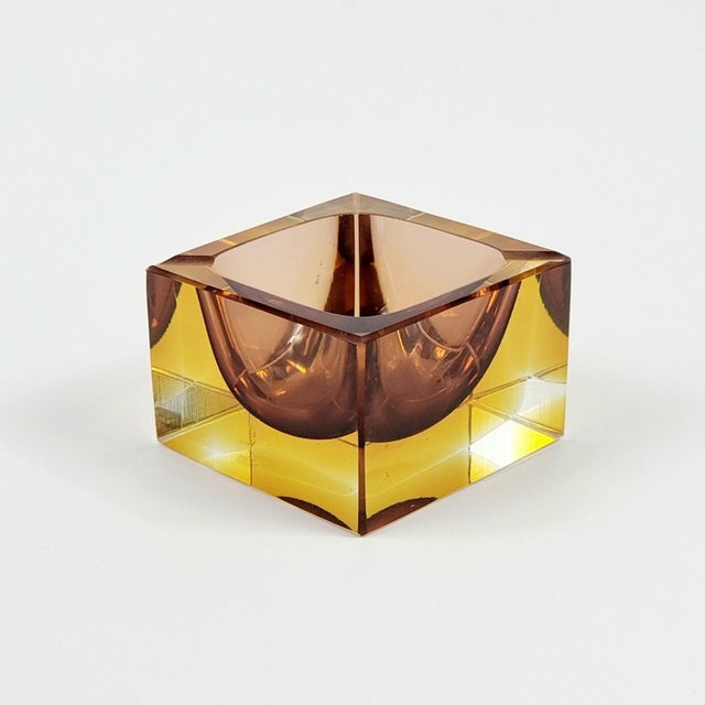 Stunning sommerso Murano glass ashtray/catchall designed by Flavio Poli for Seguso Vetri d'Arte (Murano, Italy, 1970s)....