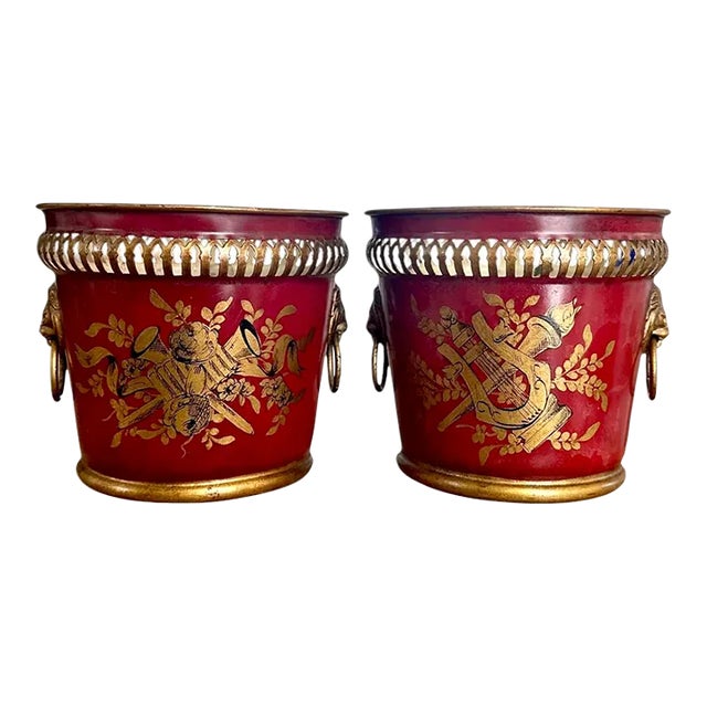 Vintage French Neoclassical Ruby Red & Giit / Gold Tole Lion Cachepot / Cache Pot / Planters With Lion Head Ring Handles, a Pair For Sale