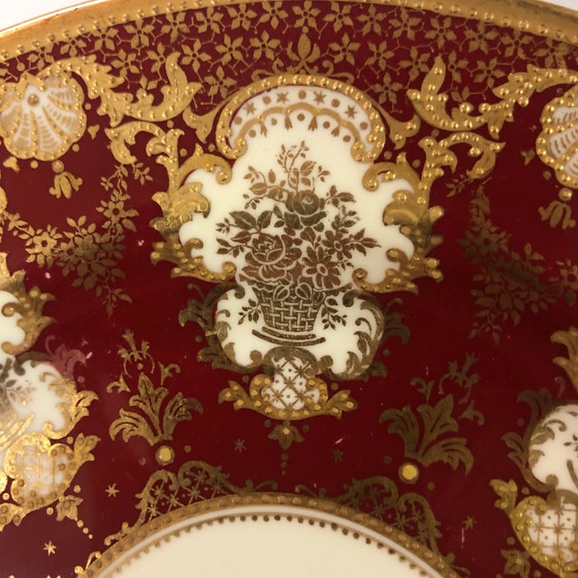 Ceramic Circa 1902 Copeland Gold and Red Decorative Plates- Set of 10 For Sale - Image 7 of 9