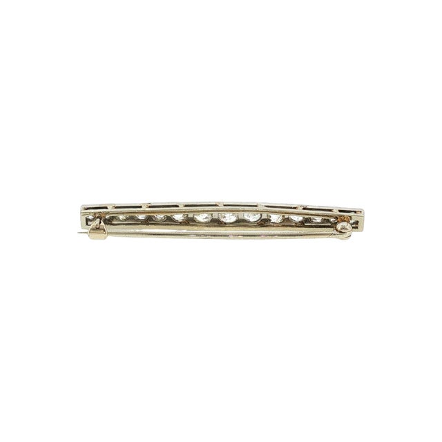 Traditional Early 20th Century Edwardian Platinum 14 Old Mine Cut Diamond Bar Brooch For Sale - Image 3 of 5