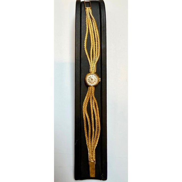 Corum. A lady's 18K gold Multiple Chain bracelet watch 38.5 Gm, 7.25 " Vintage For Sale - Image 17 of 18
