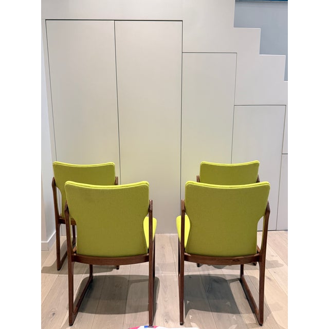 Mid-Century Modern Danish Teak Dining Chairs Attributed to Vamdrup Stolefabrik, 1960s, Maharam Meld Chartreuse — Set of 4 For Sale In New York - Image 6 of 8
