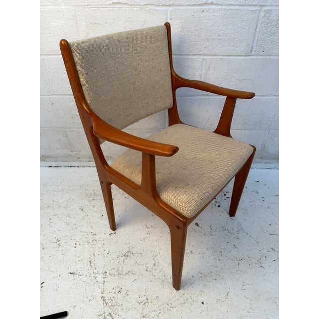 Mid 20th Century Mid 20th Century Set of Six Mid-Century Modern Teak Dining Chairs by Scandinavia Woodworks For Sale - Image 5 of 17