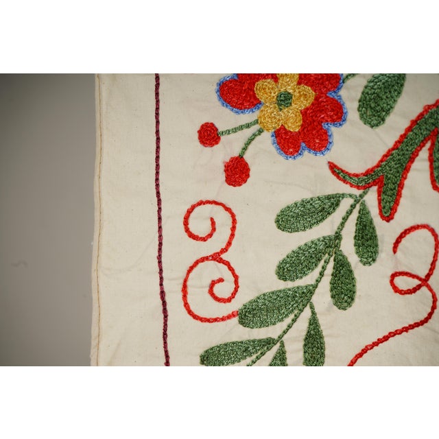 White Unique Vintage Bird Embroidery | Red, Green & Blue Decorative Tapestry 1'4'' X 3'1'' For Sale - Image 8 of 9