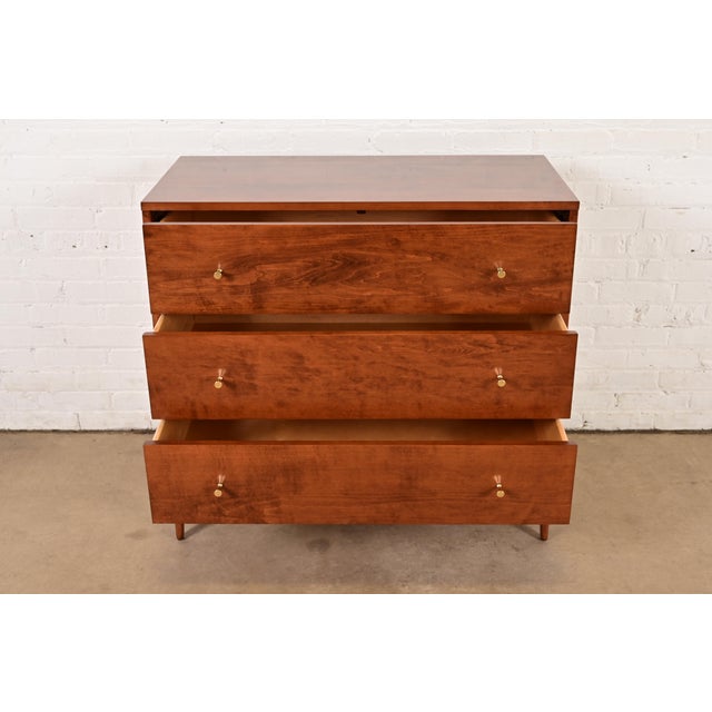 1950s Paul McCobb Planner Group Solid Birch Dresser or Chest of Drawers, Newly Refinished For Sale - Image 5 of 15