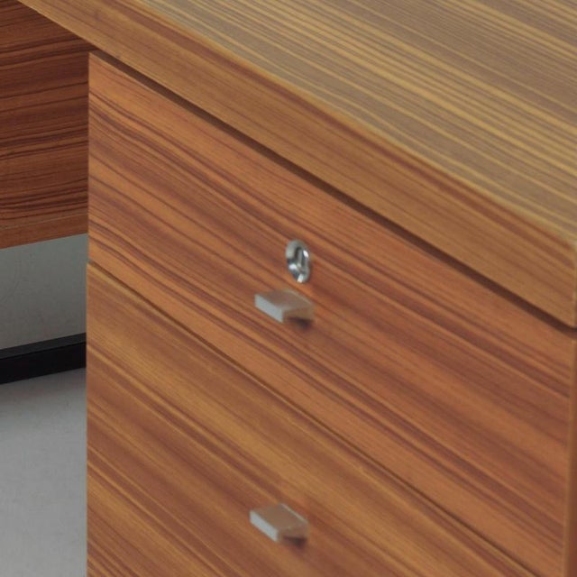 Vintage Desk by Pierre Guariche for Meurop, 1960 For Sale - Image 9 of 12